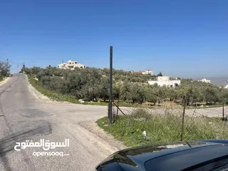  3 قطة ارض للبيع في ضاحية الإمام الغزالي ممتازه ومطله حوض ام عوسجه بالقرب من مدرسة بناة الغد