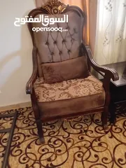  4 طقم كنب خشب زان مصري 9 مقاعد تفصيل بحاله ممتازه للبيع  + طقم طاولات عدد 3 +سجاده 5×5  + برادي عدد 2