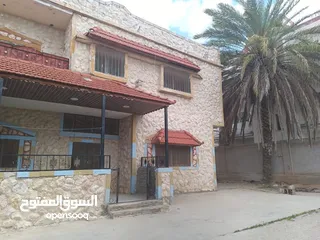  1 بيت طابقين لااليجار  او للبيع