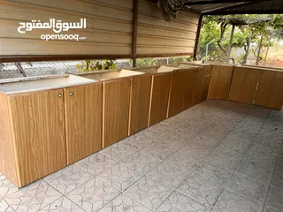  2 مطبخ خشب  ارضي قياس 7 متر مستعمل للبيع