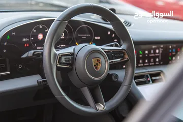  13 Porsche Taycan 2021