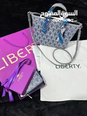  1 جنطة Liberty مع بوك وسكارف