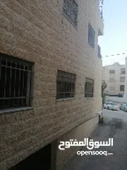  7 شقة أرضية للبيع في ابو نصير