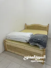  1 سرير بفراش بحاله جديده