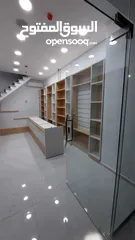  2 ديكور محل تجاري يصلح لعدة مصالح