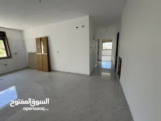  14 شقةً للبيع في بطن الهوى