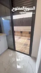  8 شقه صغيره للايجار