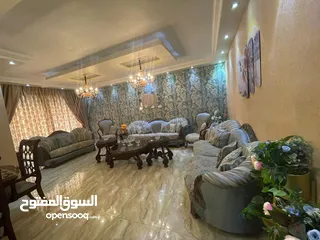  9 شقة مميزة للبيع في تلاع العلي 240 متر داخلي 160 متر خارجي