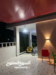  5 بيت مستقل للبيع