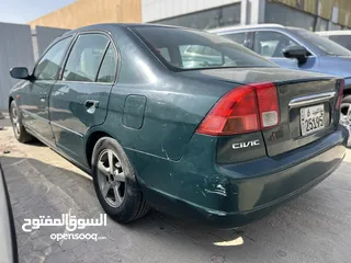  3 هوندا سيفيك 2002 بحالة جيده