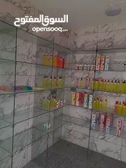  2 محل عطور للبيع