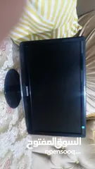  2 شاشة بتوخد اربع كمرات 22.2