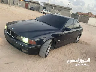  5 BMW e39 525