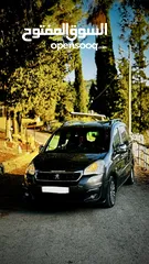  1 بيجو بارتنر تيبي  Blue HDi يد أولى  فحص نخب  سيارة مميزة ونظيفة  تنازل فوري عند الدفع كاش