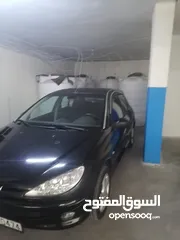  12 بيجو 206 موديل 2005 بحاله ممتازه للبيع