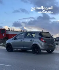  1 اوبل كورسا 2013 اوتوماتيك بحاله الوكاله ماشيه 95 الف كيلو