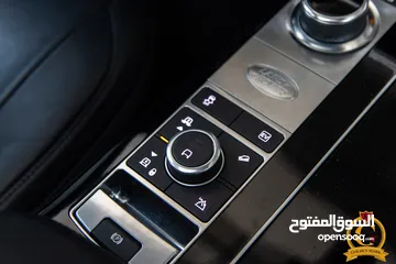  16 Range Rover Vogue 2021 Autobiography Black package   السيارة وارد الماني و قطعت مسافة 33,000
