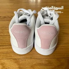  2 حذاء حريمي اديدس  new pink & white cloudfoam