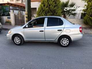  4 تويوتا ايكو 2001  سياره بحاله الوكاله  مرخصه