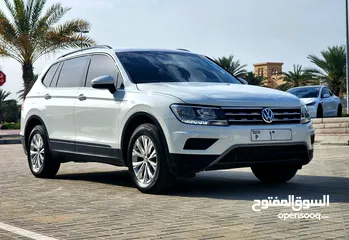  1 2018 Volkswagen Tiguan (7 Seats / 4 Cylinder 2.0 T) / New Shape / Mid Option / Well Maintained.
