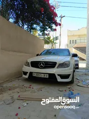  1 سيارة مرسيدس للايجار  سقف بانوراما  راعش  توطاي خفيفة صلاة النبي سيارة لعبة
