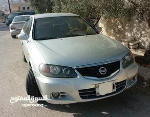  8 نيسان صني ياباني 2001 محدثة 2012  فل اوتوماتيك عدا الفتحة لون سلفر