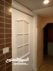  3 بيت طابقين للبيع سفح جبل النزهه