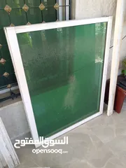  4 شبابيك عدد 4تفصيل مش تجاري بحاله الوكاله مع كامل اغراضهم واحد منهم زجاج أخضر القياس ضمن الصور