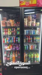  1 ثلاجة عرض مستعملة شبه جديدة
