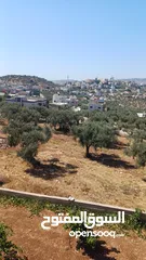  5 فيلا مع أرض حولها للبيع