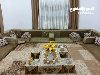  2 جلسة عربية ارضية
