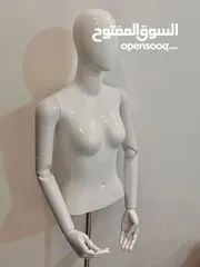  5 مانيكان للعرض