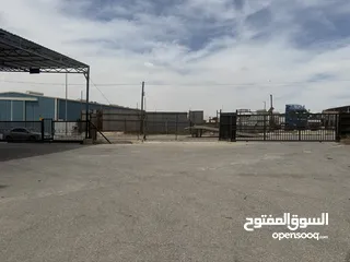  18 مستودع مع هنغر وسدة