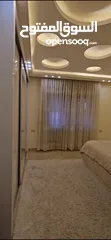  3 غرفة نوم جديده للبيع خزانة حائط