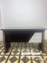  6 للناس يلي بتحب الدراسة و العمل و فرنالكم مكتب دراسي انيق و عملي جدا خشب لامينت مكفول