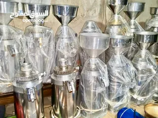  8 ماكنات طحن قهوة بحال الوكالة،واحد فاز و ثلاث فاز ،أنواع وأحجام مختلفة ،حجر جديد ،جرب قبل ما تشتري%