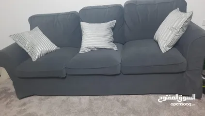  2 كنبه ثلاثيه EKTORP بحاله ممتازه جدا للبيع