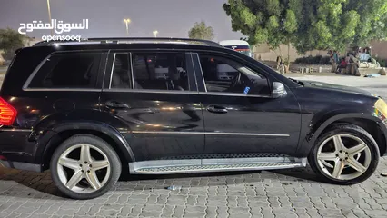  12 Mercedes-Benz  GL 450 2011