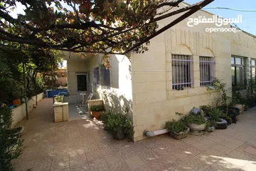  13 بيت مستقل للبيع مع حديقة خارجية  في بيتونيا