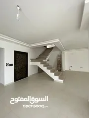  4 للبيع الظهير شقة دوبلكس ارضي وشبه ارضي ودوبلكس اول مع روف