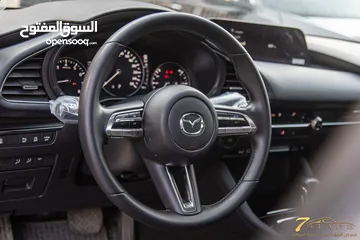  11 Mazda 3 2023 Skyactiv   السيارة وارد و كفالة الشركة و صيانة الشركة و قطعت مسافة 11,000 كم فقط