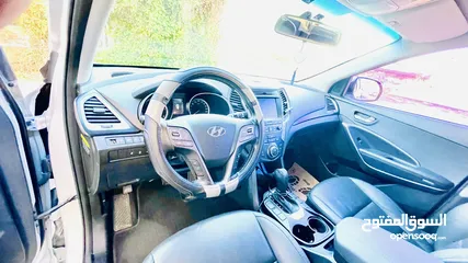  4 هيونداي سانتافيه دفع رباعي - بحالة ممتازة داخليا وخارجيا - GLS  Hyundai SantaFe