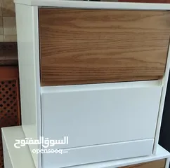  1 مكتبة، مساعد مكتبة، كومدينا، وتواليت للبيع 1000 شيقل