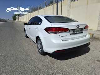  12 كيا سيراتو 2018 الفحص مرفق 7 جيد مالك اول من الحرة