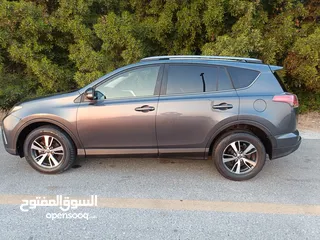  9 2017.RAV4 XLE 4X4 full option grey. import From USA