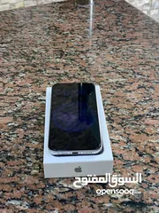  5 للبيع أيفون 15 برو ماكس  ابيضّ سعة التخزين 256 الجهاز شبه جديد مع كرتونة وشاحن وبدون أي خدوش استخدم