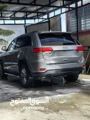  14 Jeep grand Cherokee