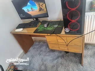  1 مكتب و كرسي مكتب للبيع