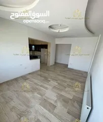  6 شقة فارغة للايجار سوبر ديلوكس