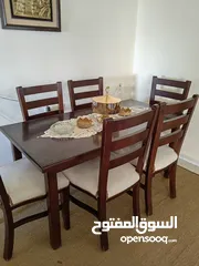  5 طاولة سفرة خشب زان بحالة ممتازة